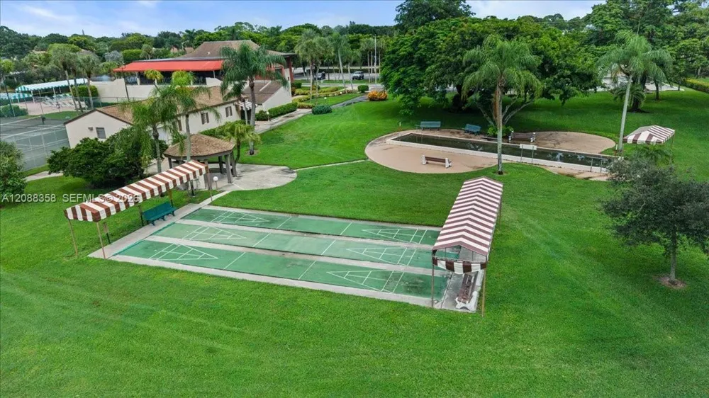 7540 Deuce Ln Lake Worth, FL 33467