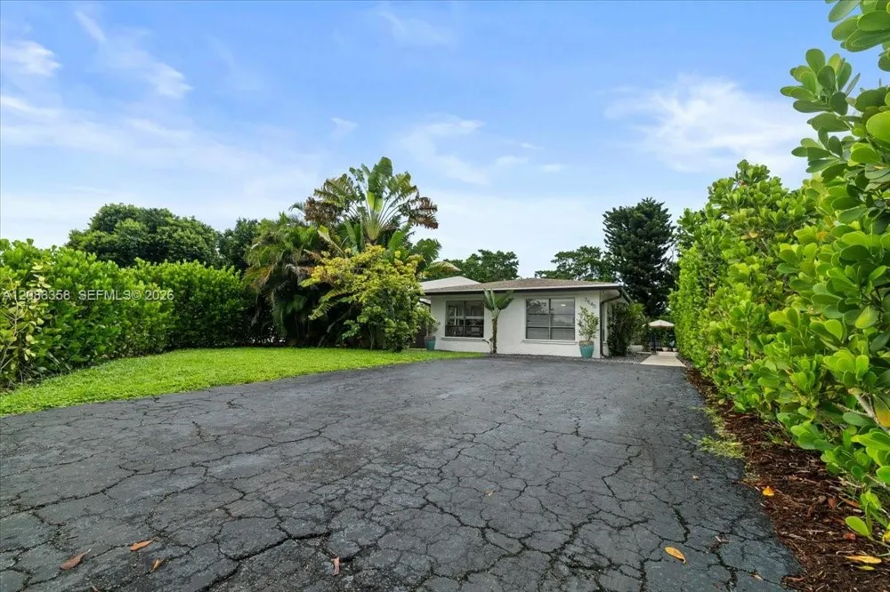 7540 Deuce Ln Lake Worth, FL 33467