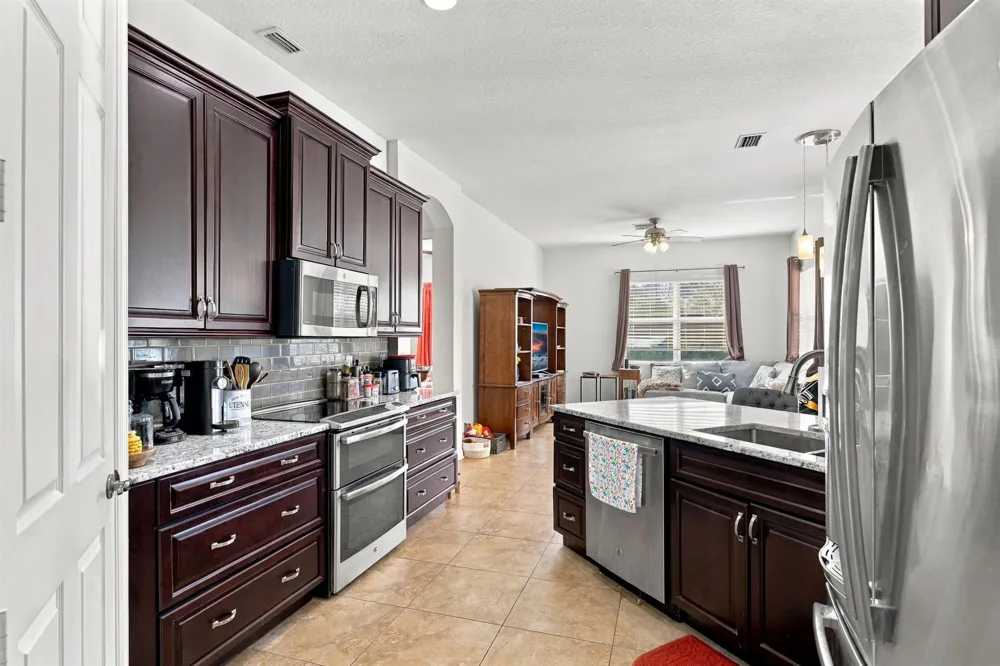 718 SW MYAKKA RIVER Port St. Lucie, FL 34986