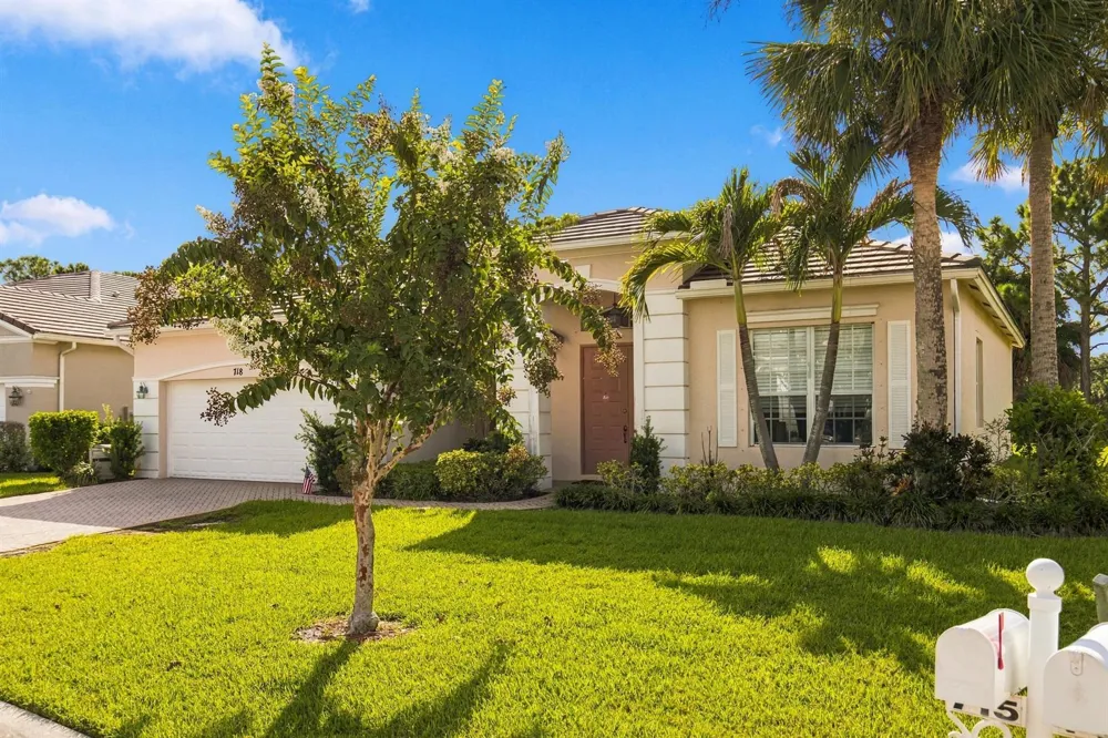 718 SW MYAKKA RIVER Port St. Lucie, FL 34986