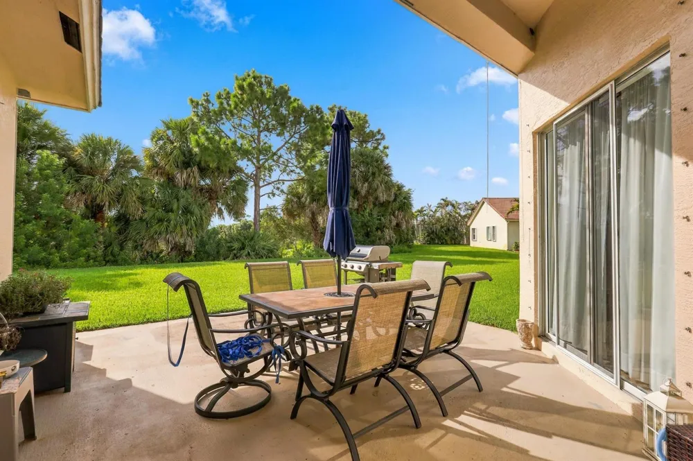 718 SW MYAKKA RIVER Port St. Lucie, FL 34986