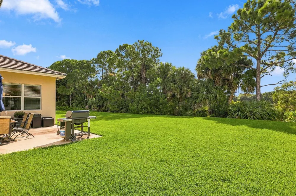 718 SW MYAKKA RIVER Port St. Lucie, FL 34986