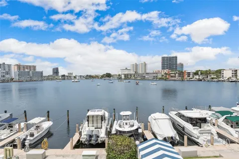 126 Golden Isles Dr #34A