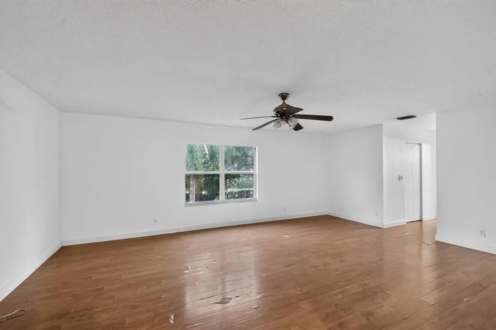 5349 MEADOWS EDGE #5349 Lake Worth, FL 33463