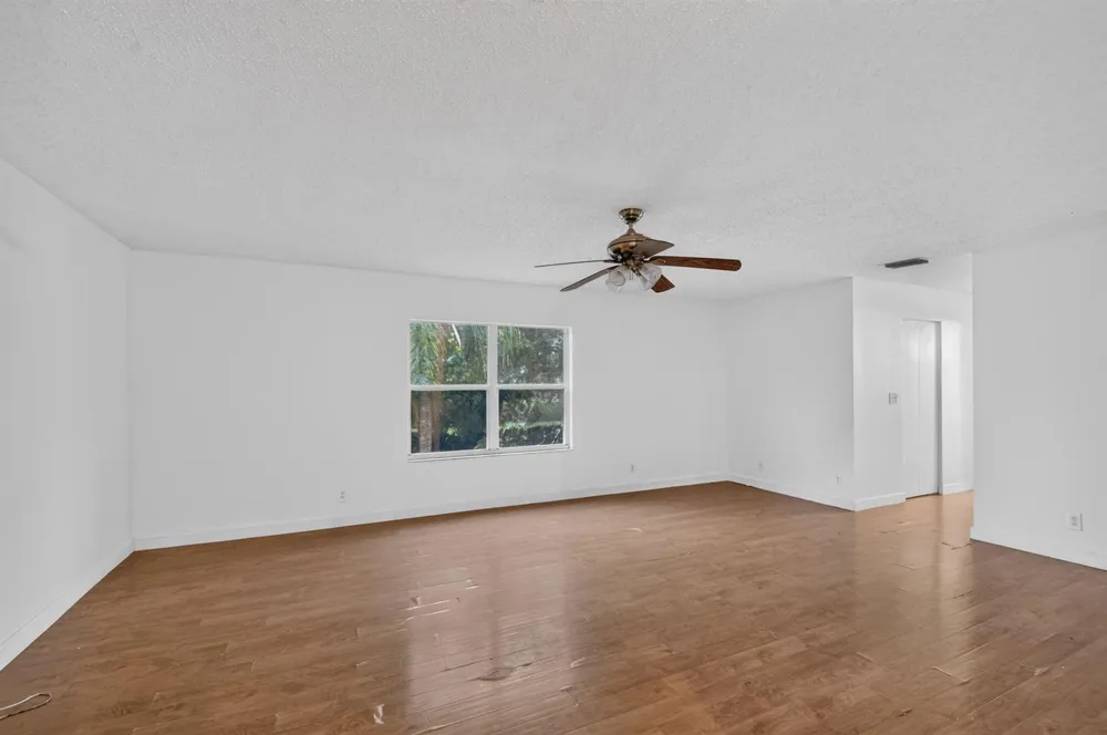 5349 MEADOWS EDGE #5349 Lake Worth, FL 33463