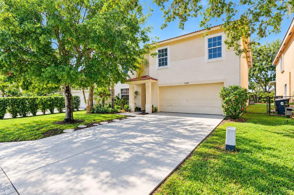5349 MEADOWS EDGE #5349 Lake Worth, FL 33463
