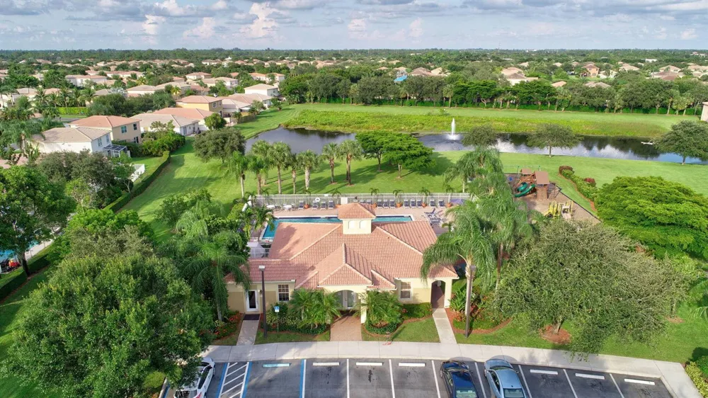 5349 MEADOWS EDGE #5349 Lake Worth, FL 33463