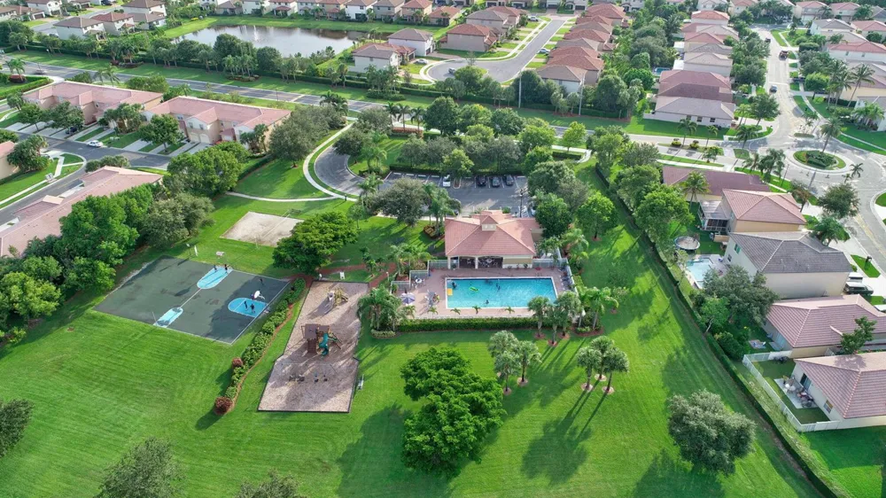 5349 MEADOWS EDGE #5349 Lake Worth, FL 33463