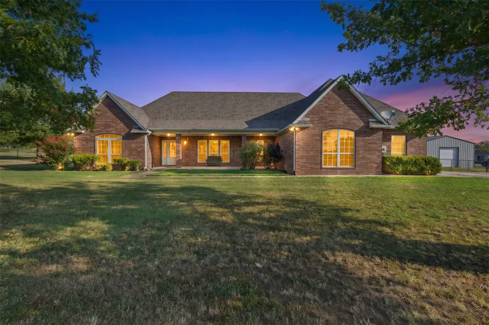 7990 S Country Lane Talala, OK 74080