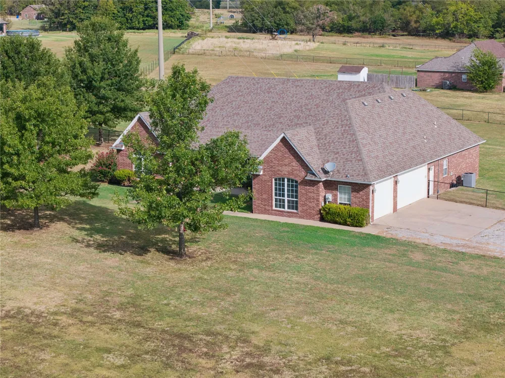 7990 S Country Lane Talala, OK 74080