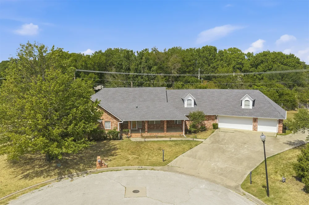 802 Forest Ardmore, OK 73401
