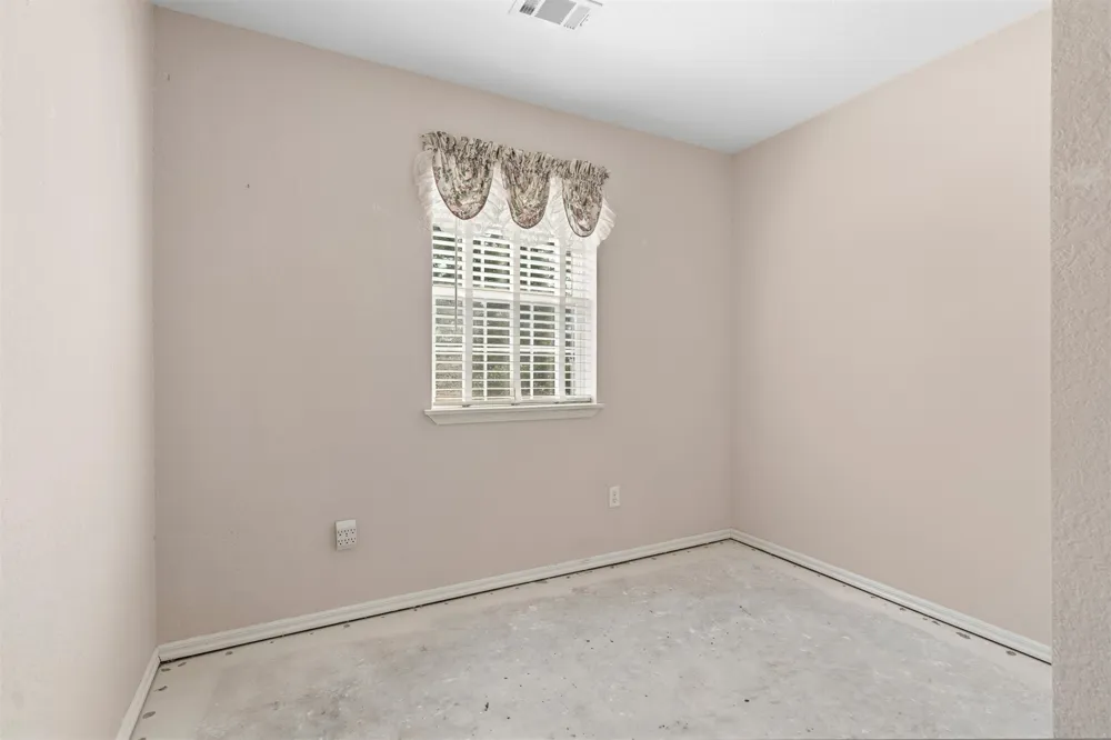 802 Forest Ardmore, OK 73401