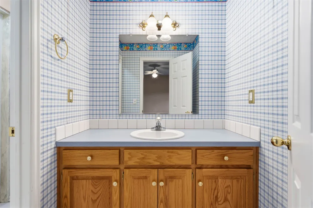 802 Forest Ardmore, OK 73401