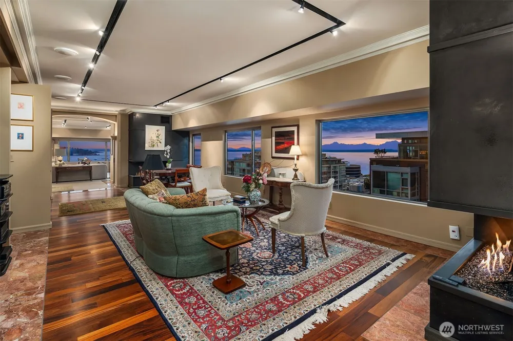 2821 2nd Avenue #1102/3 Seattle, WA 98121