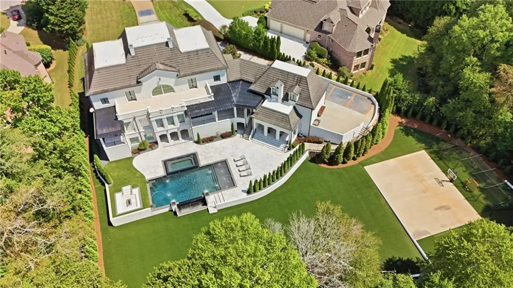 6520 Pembroke Place Cumming, GA 30040