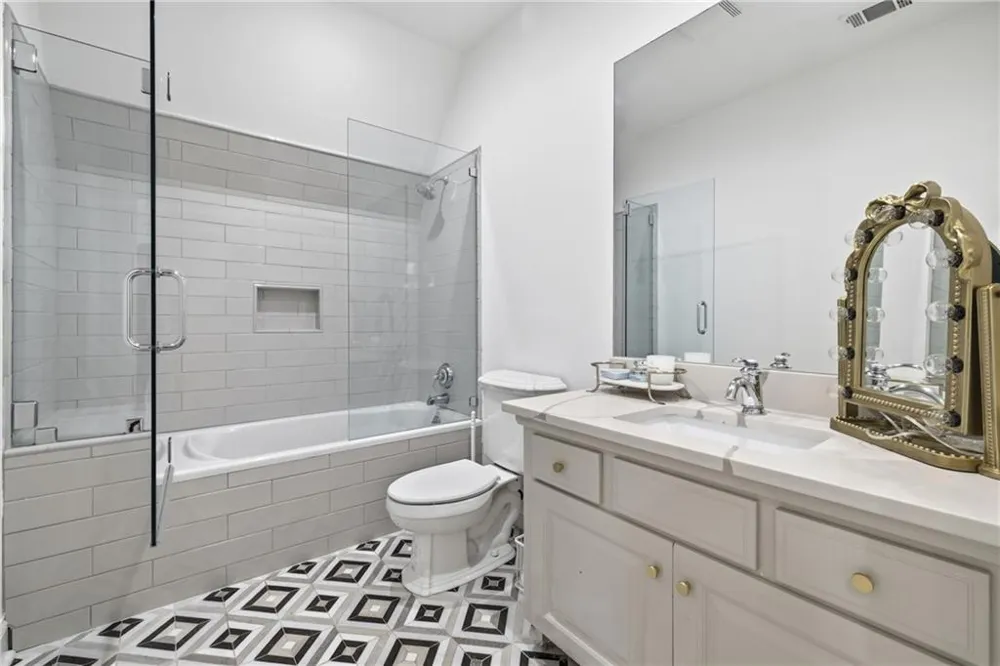6520 Pembroke Place Cumming, GA 30040