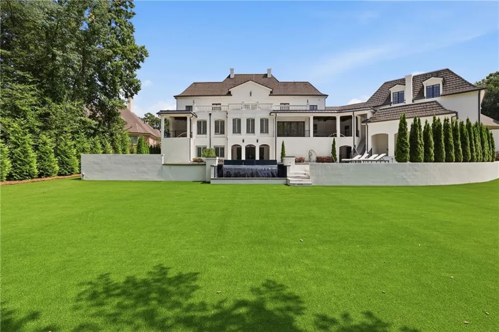 6520 Pembroke Place Cumming, GA 30040