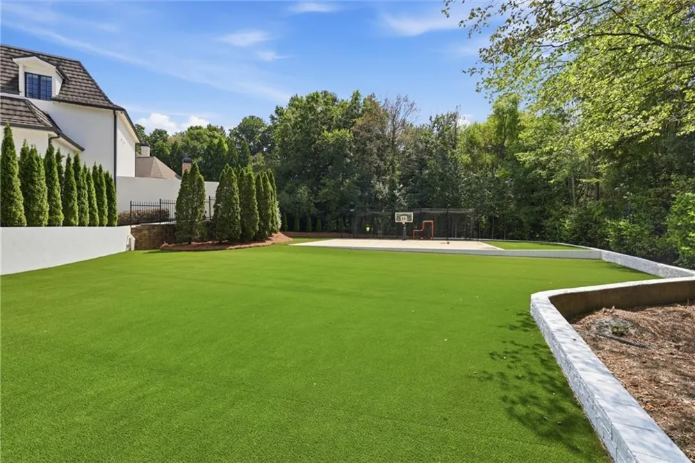6520 Pembroke Place Cumming, GA 30040