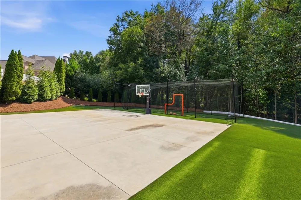 6520 Pembroke Place Cumming, GA 30040
