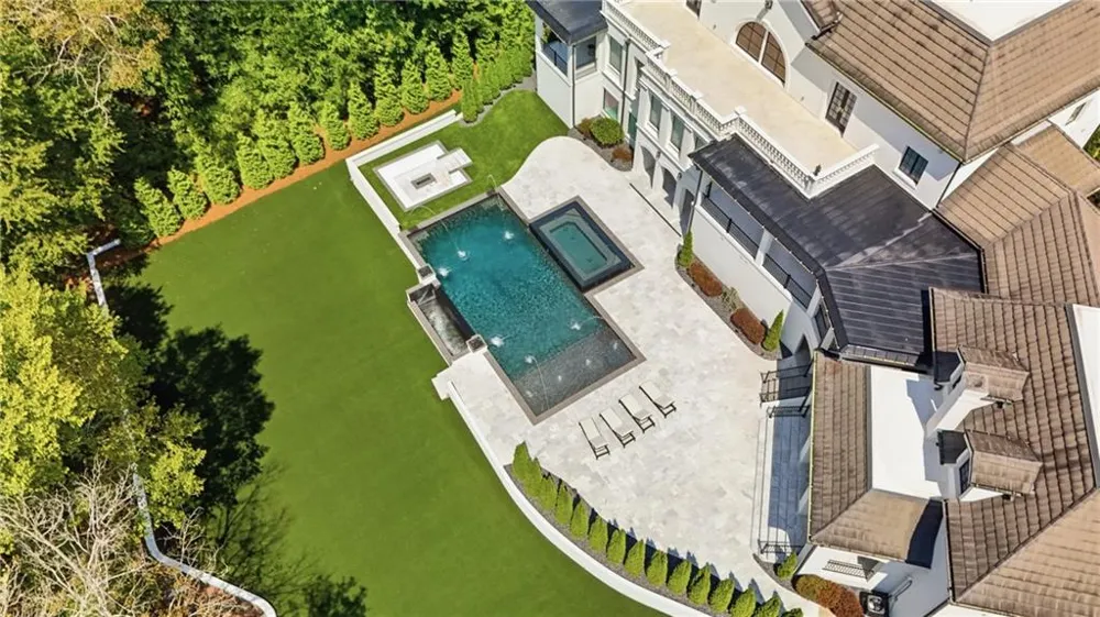 6520 Pembroke Place Cumming, GA 30040