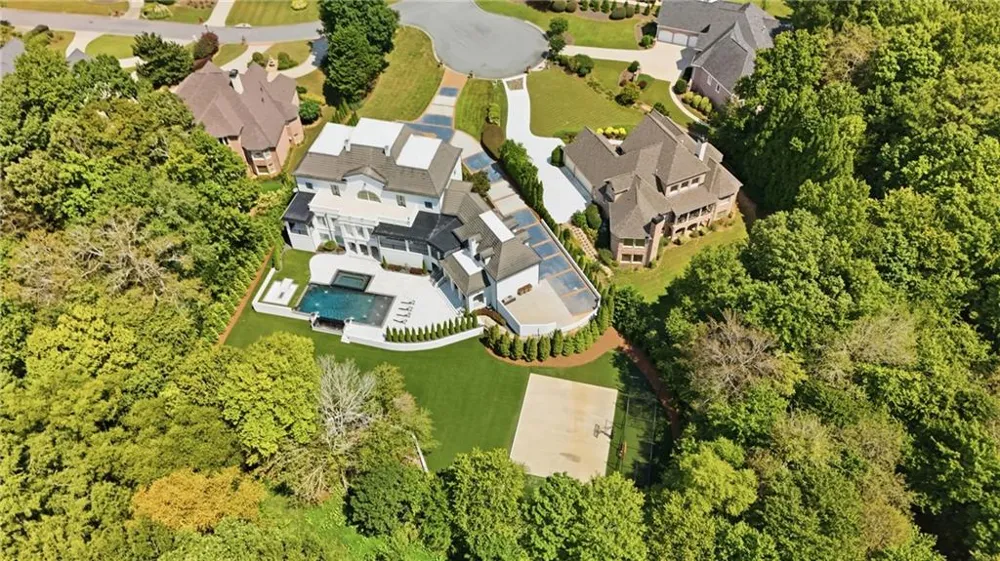 6520 Pembroke Place Cumming, GA 30040