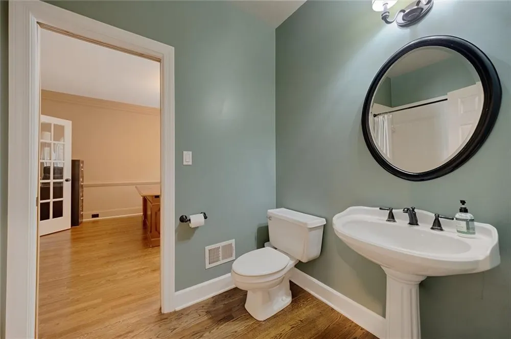 480 Abbeywood Drive Roswell, GA 30075
