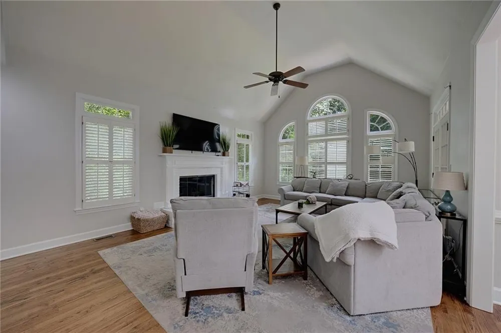 480 Abbeywood Drive Roswell, GA 30075