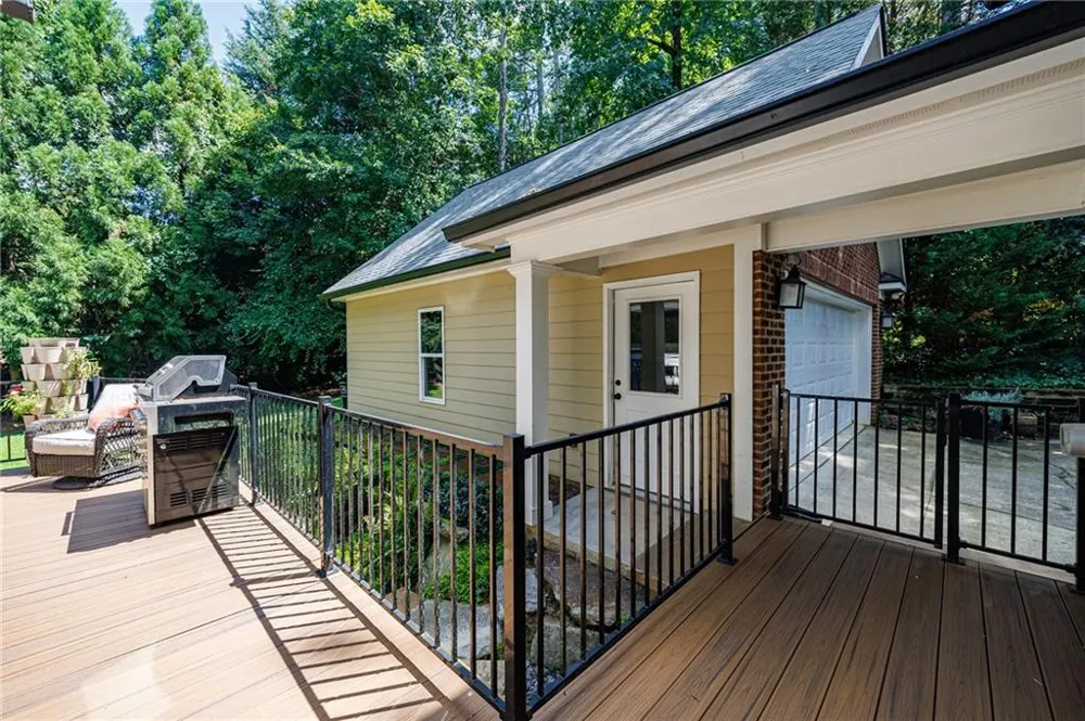 480 Abbeywood Drive Roswell, GA 30075