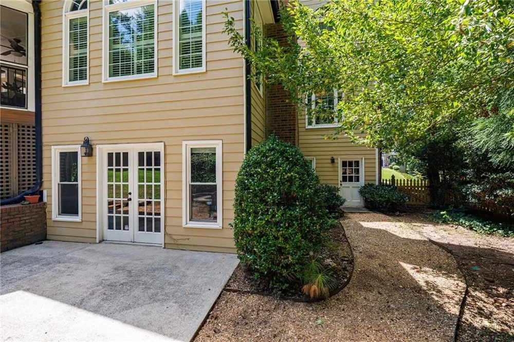 480 Abbeywood Drive Roswell, GA 30075
