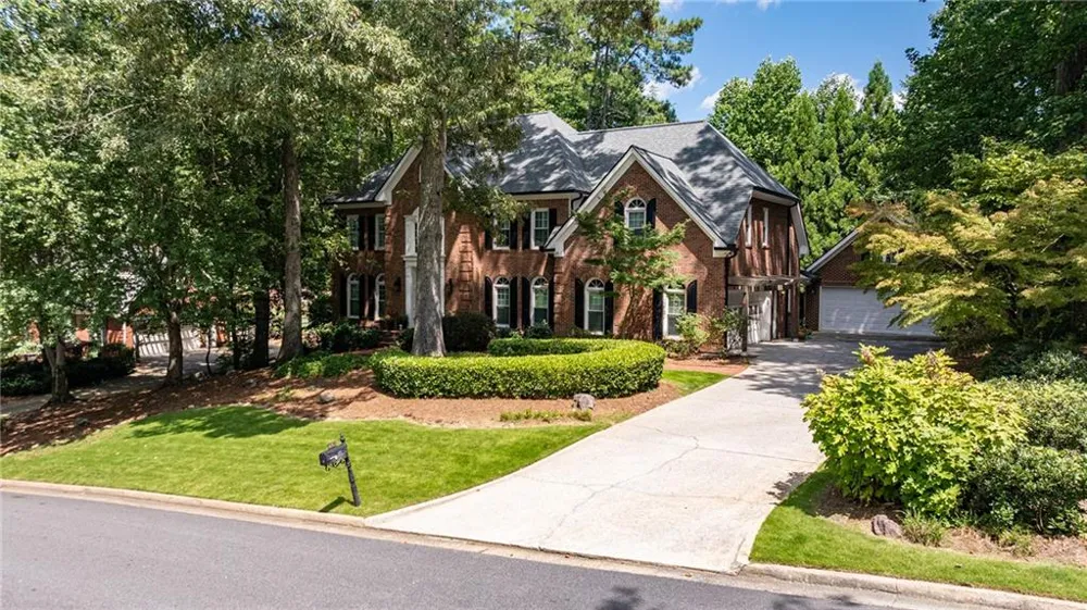 480 Abbeywood Drive Roswell, GA 30075