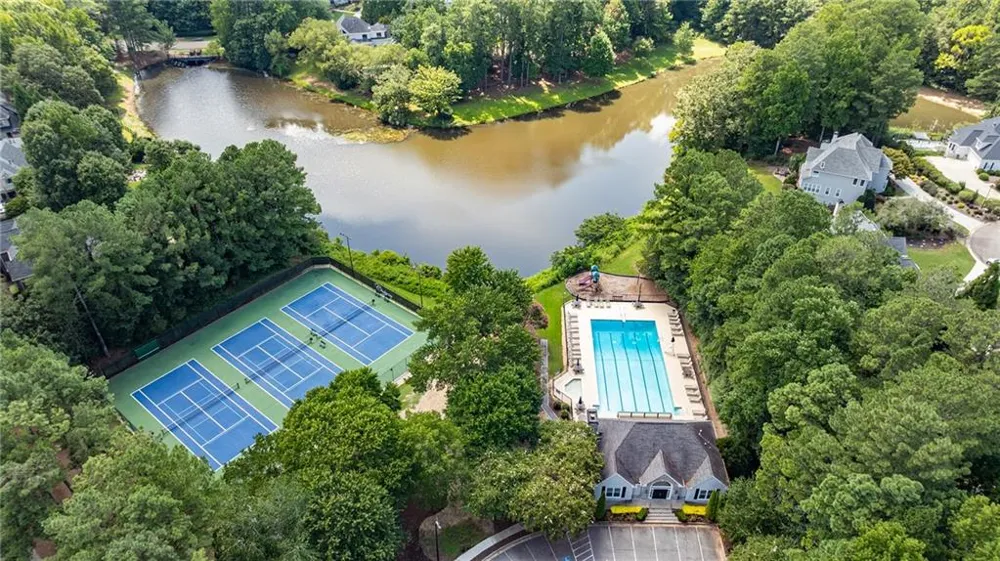 480 Abbeywood Drive Roswell, GA 30075