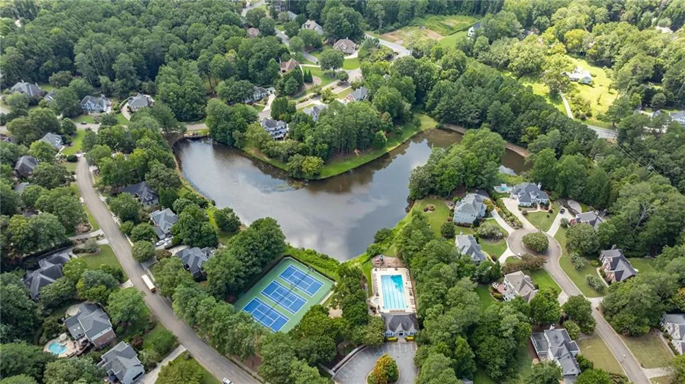 480 Abbeywood Drive Roswell, GA 30075