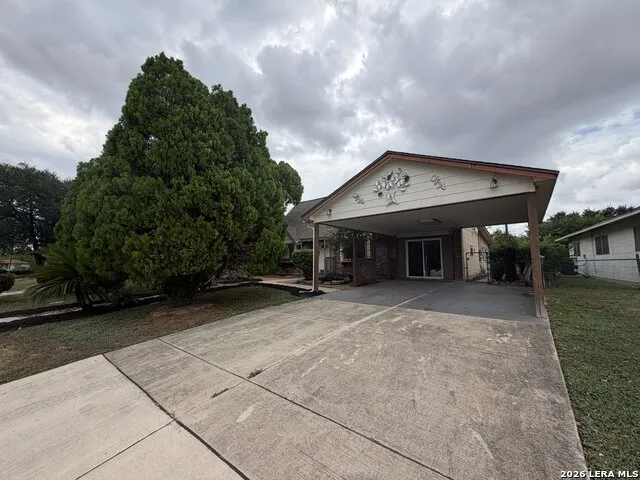 3650 VERSAILLES DR San Antonio, TX 78219