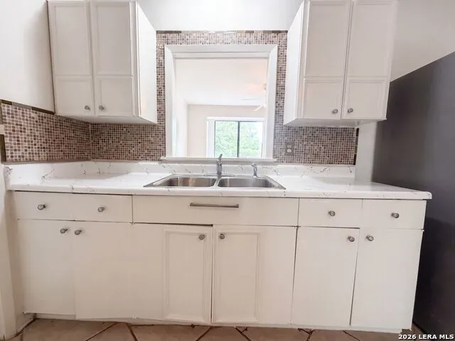 3650 VERSAILLES DR San Antonio, TX 78219