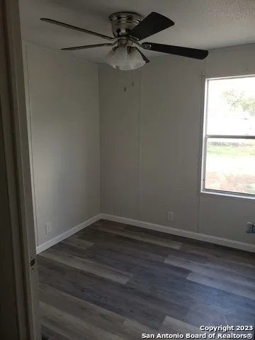 1914 14th St Unit 22 Hondo, TX 78861