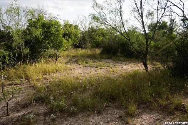 749 SYCAMORE ST Brackettville, TX 78832