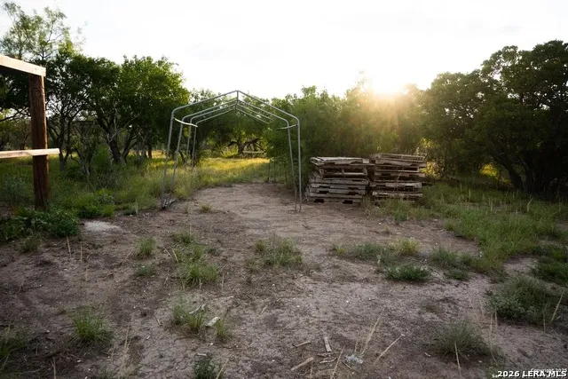 749 SYCAMORE ST Brackettville, TX 78832