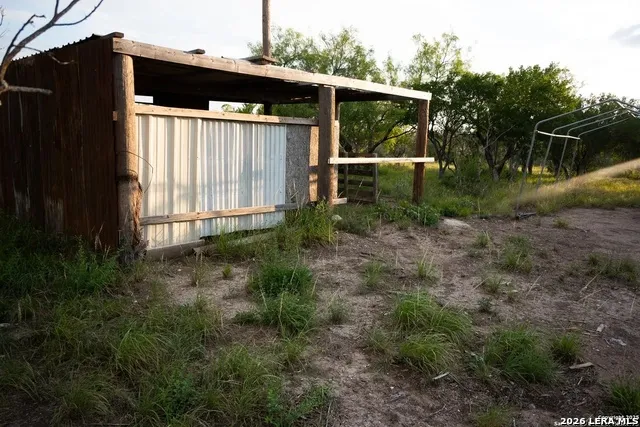 749 SYCAMORE ST Brackettville, TX 78832