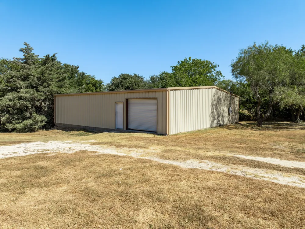 275 Hill County Road 4431 Itasca, TX 76055