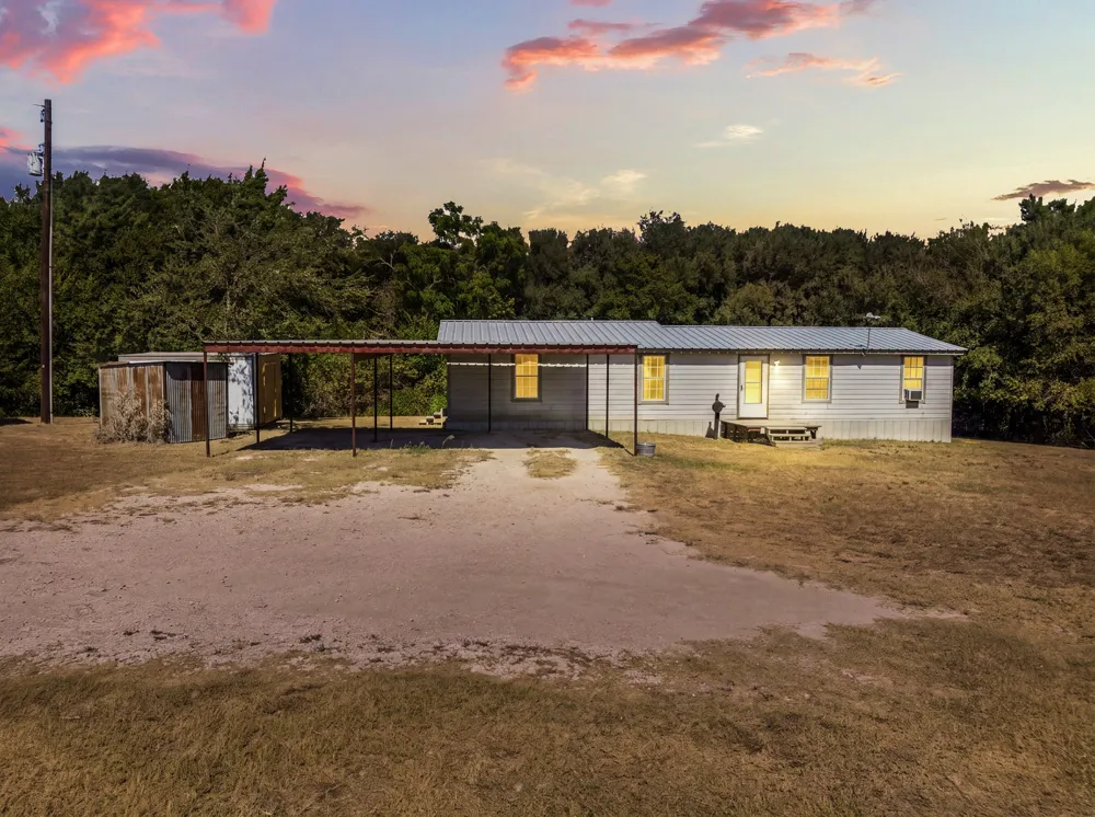 275 Hill County Road 4431 Itasca, TX 76055