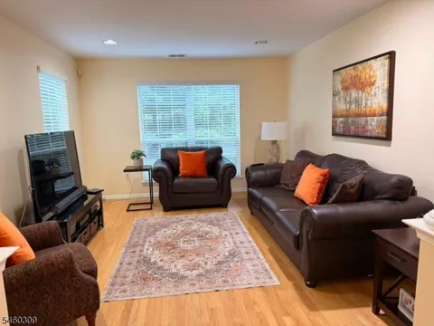 63 Dorchester Dr Ondo