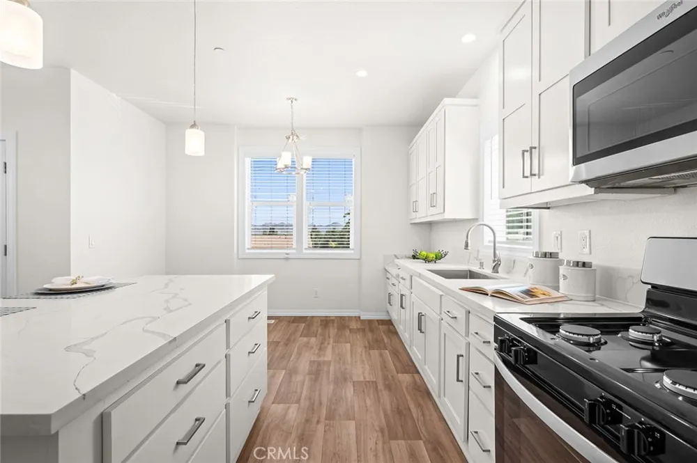 33239 Adelfa Lake Elsinore, CA 92530