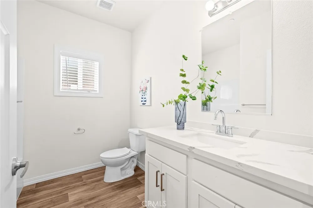 33239 Adelfa Lake Elsinore, CA 92530