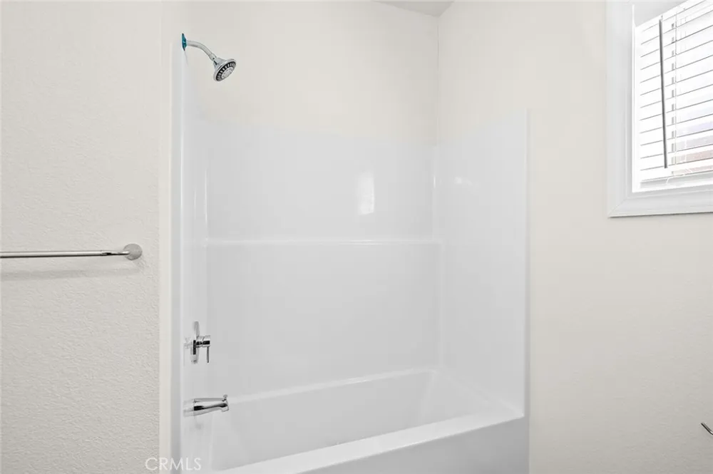 33239 Adelfa Lake Elsinore, CA 92530