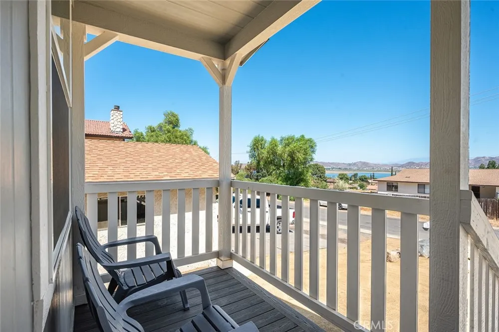 33239 Adelfa Lake Elsinore, CA 92530