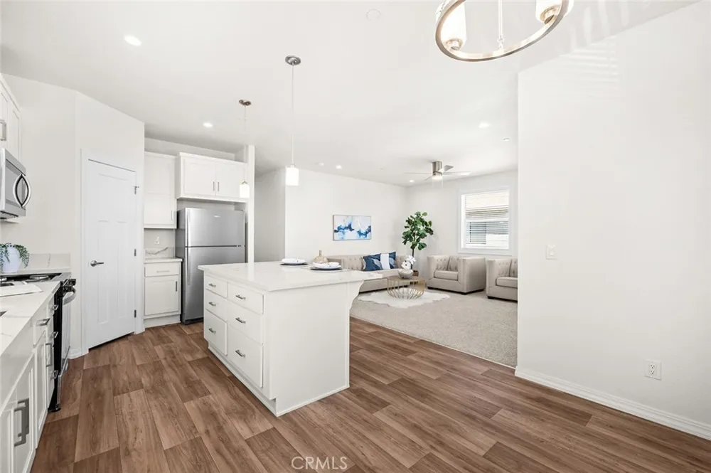 33239 Adelfa Lake Elsinore, CA 92530