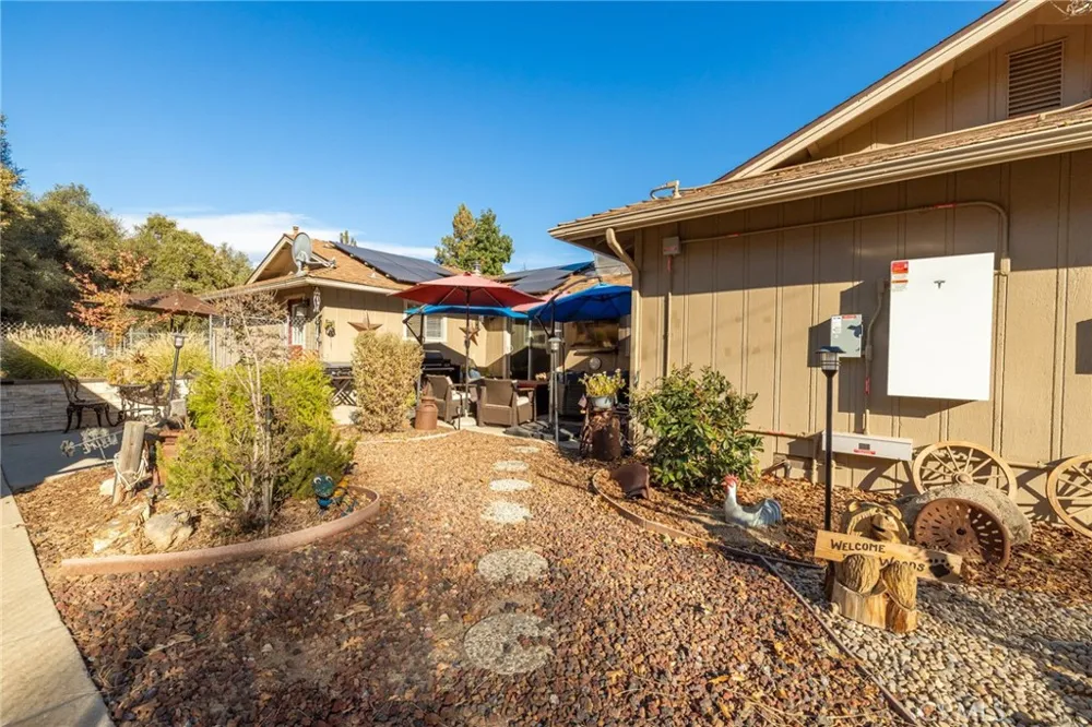 58208 Road 601 Ahwahnee, CA 93601