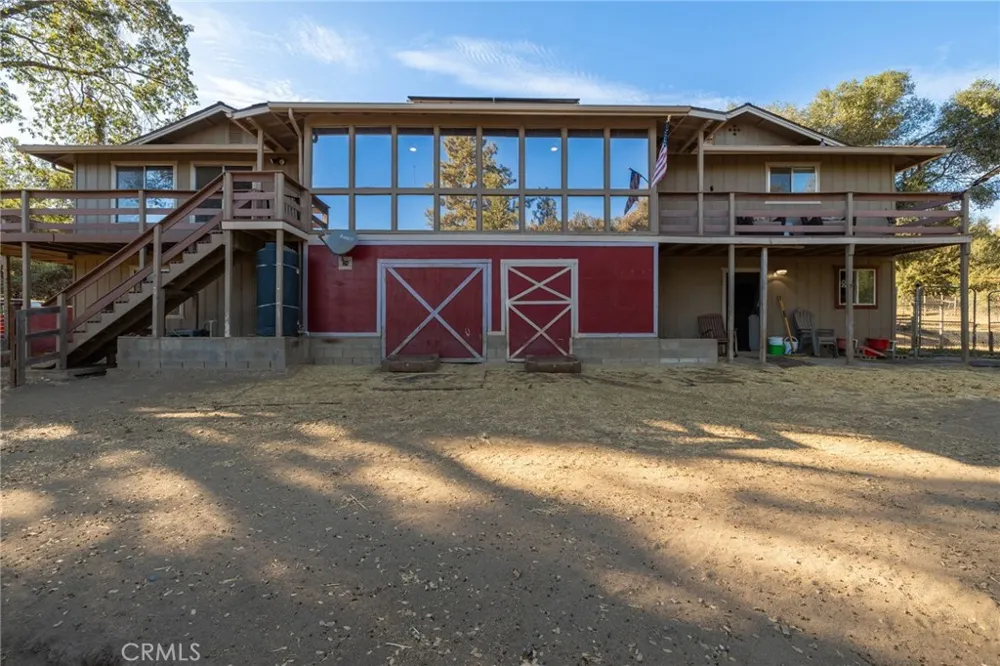 58208 Road 601 Ahwahnee, CA 93601