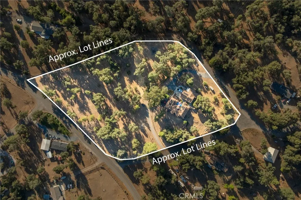 58208 Road 601 Ahwahnee, CA 93601