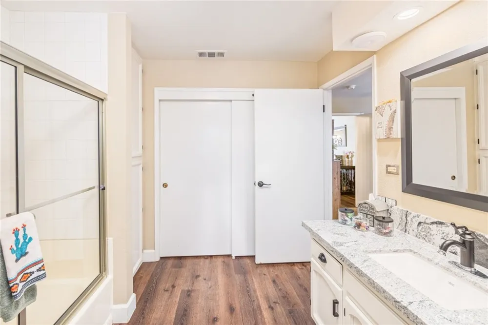 58208 Road 601 Ahwahnee, CA 93601